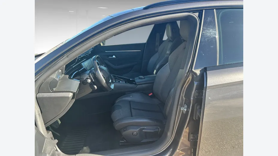 PEUGEOT 508 -