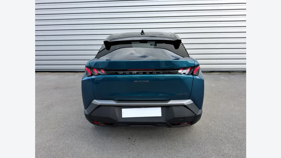 PEUGEOT 3008 -