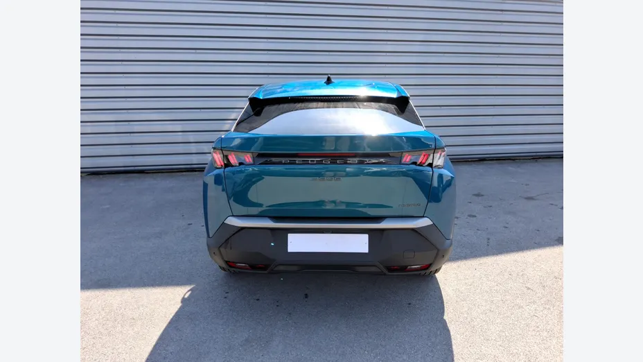 PEUGEOT 3008 -