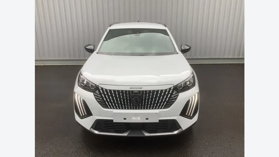 PEUGEOT 2008 -