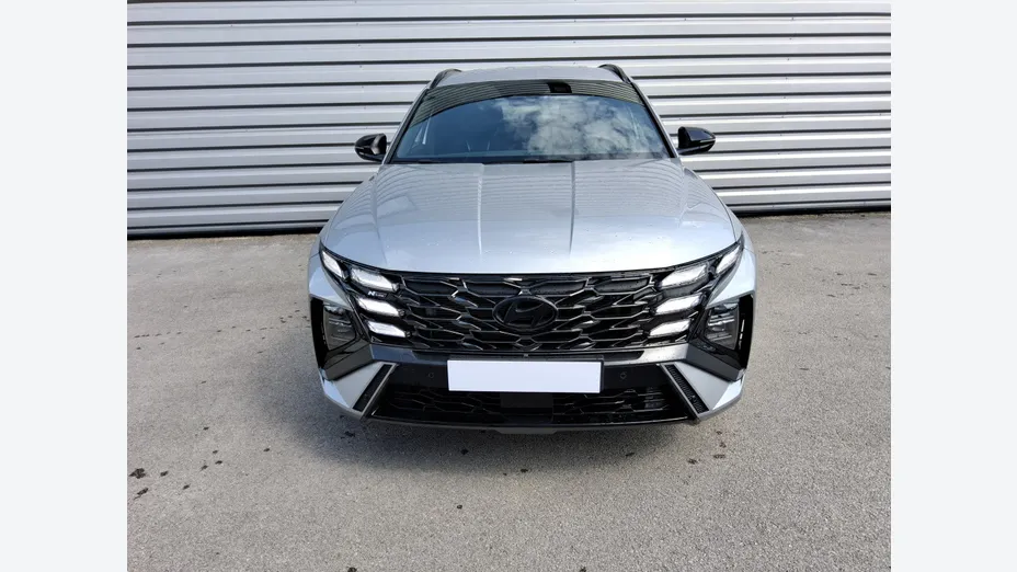 HYUNDAI Tucson -