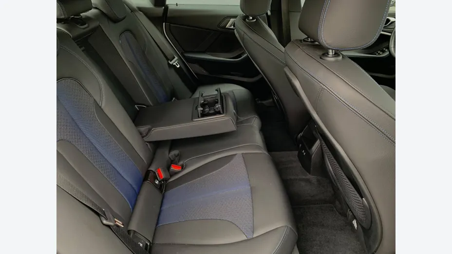 BMW Seria 2 218i M Sport aut