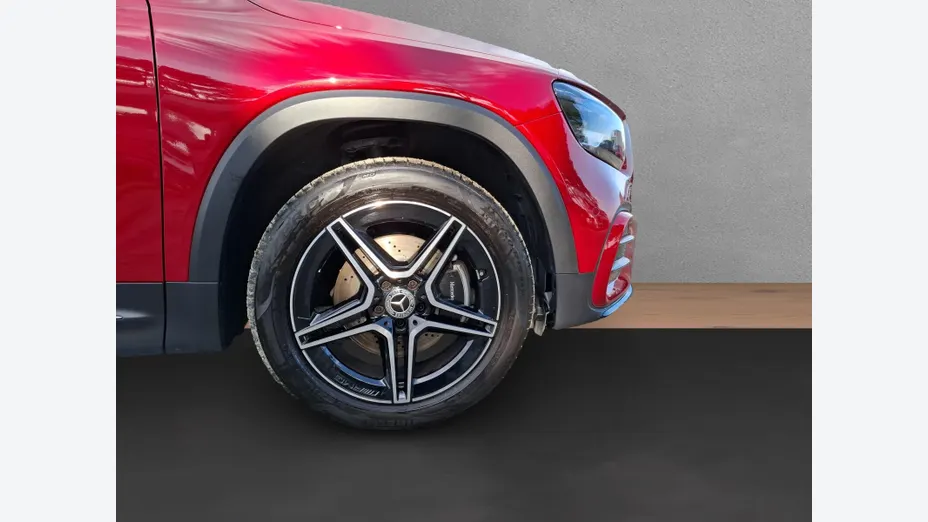 MERCEDES-BENZ GLB GLB 200 mHEV AMG Line 7G-DCT
