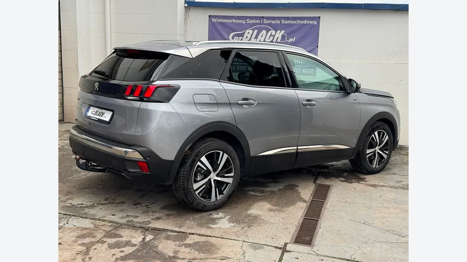 PEUGEOT 3008 -