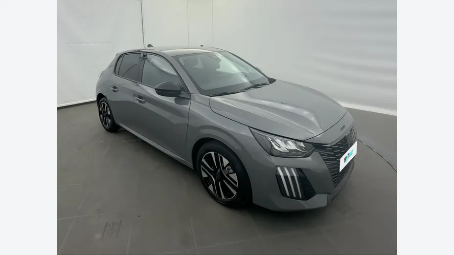PEUGEOT 208 -