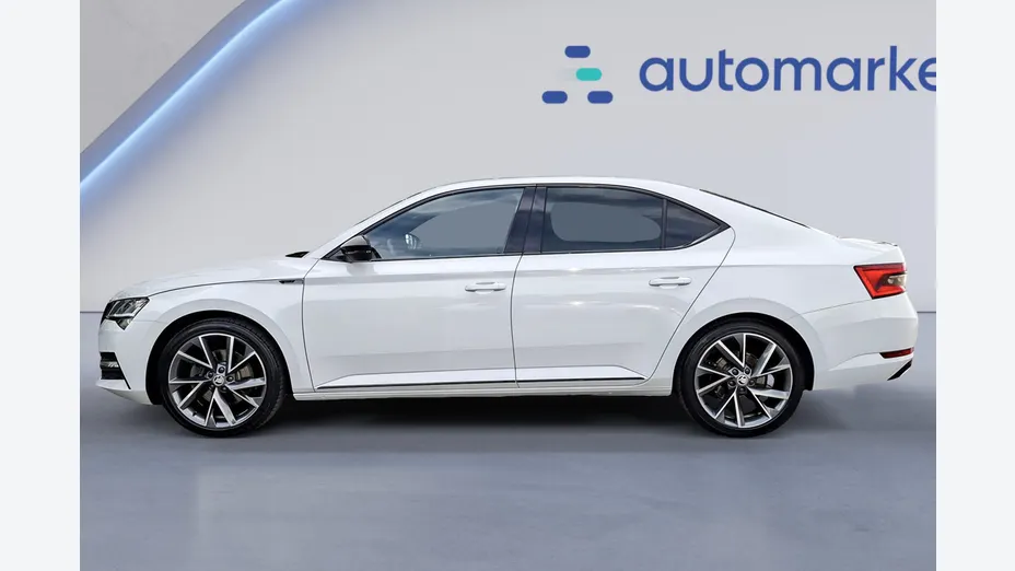 SKODA Superb Superb 2.0 TDI SCR Sportline DSG