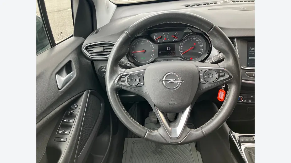 OPEL Crossland -