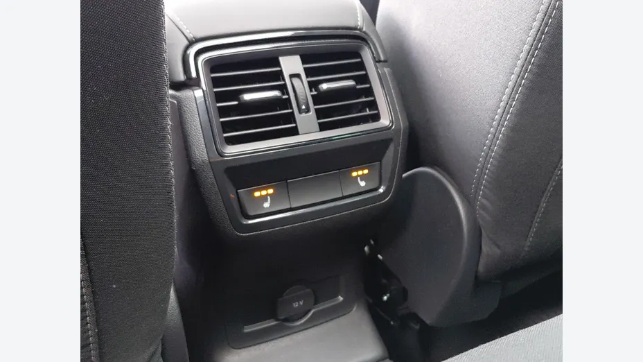 SKODA Karoq Karoq 1.5 TSI ACT 4x2 Sportline DSG