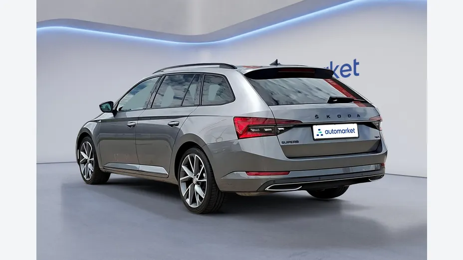 SKODA Superb Superb 2.0 TDI SCR 4x4 Sportline DSG