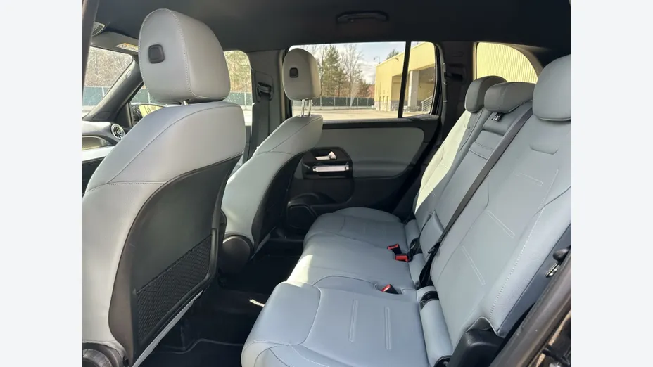 MERCEDES-BENZ GLB GLB 200 mHEV Progressive 7G-DCT