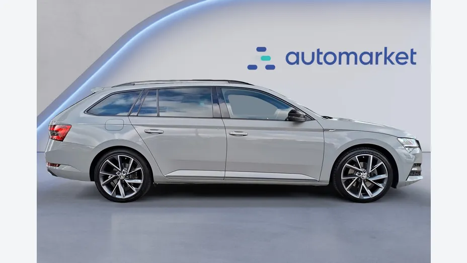 SKODA Superb Superb 2.0 TDI SCR Sportline DSG