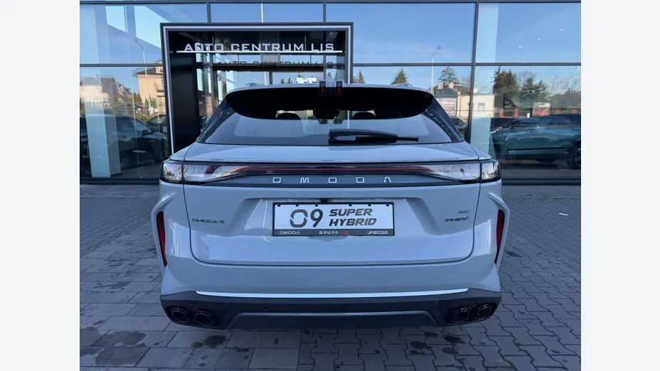 OMODA Omoda 9 Omoda 9 1.5 Super Hybrid Exclusive AWD