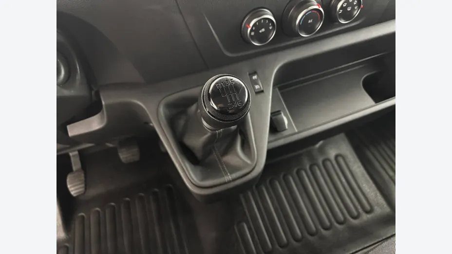 RENAULT Master -