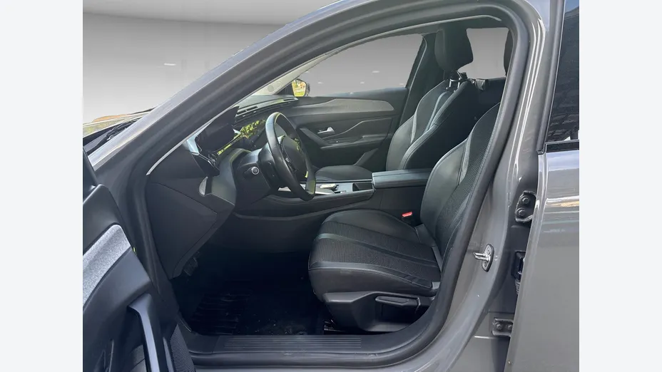 PEUGEOT 308 -