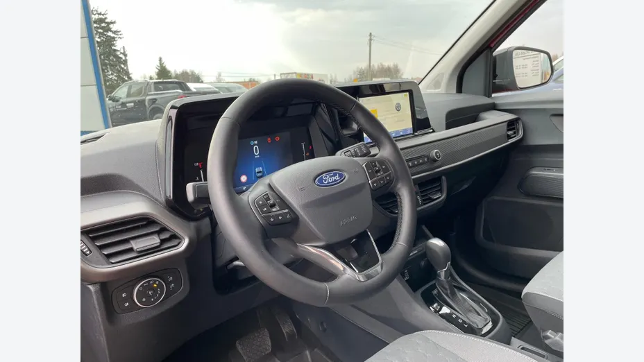 FORD Tourneo Courier Tourneo Courier 1.0 EcoBoost Titanium aut Nowy