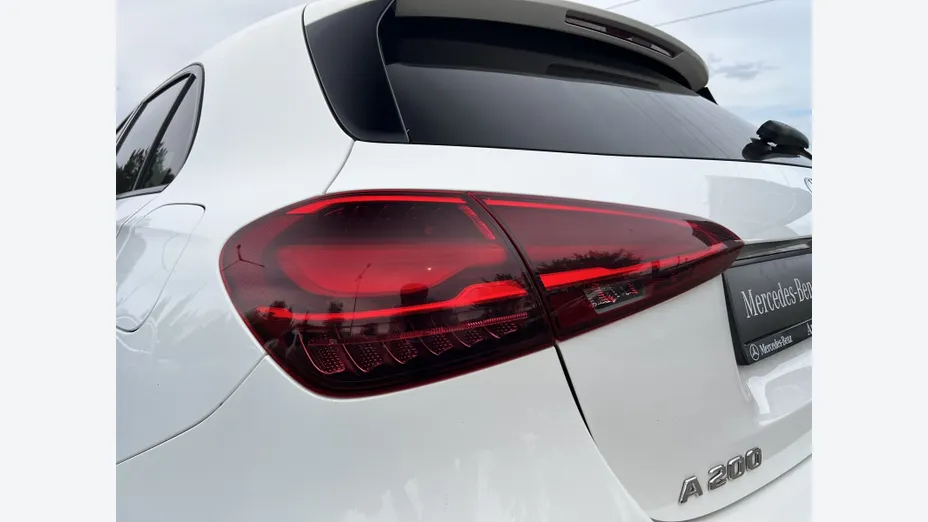 MERCEDES-BENZ A Klasa A 200 AMG Line 7G-DCT