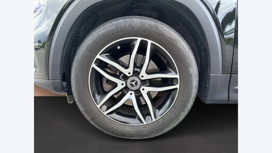 MERCEDES-BENZ GLB GLB 200 7G-DCT
