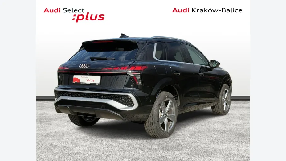 AUDI Q3 Q3 TFSI mHEV 110 kW S tronic