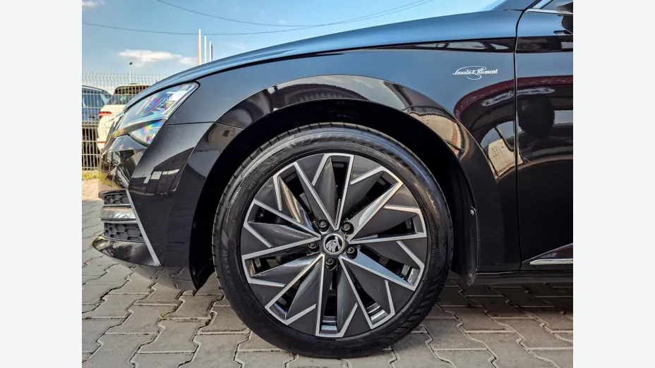 SKODA Superb Superb 2.0 TDI SCR L&K DSG