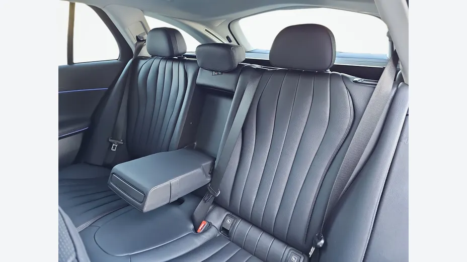 MERCEDES-BENZ E Klasa E 220 d mHEV 4-Matic Avantgarde 9G-Tronic