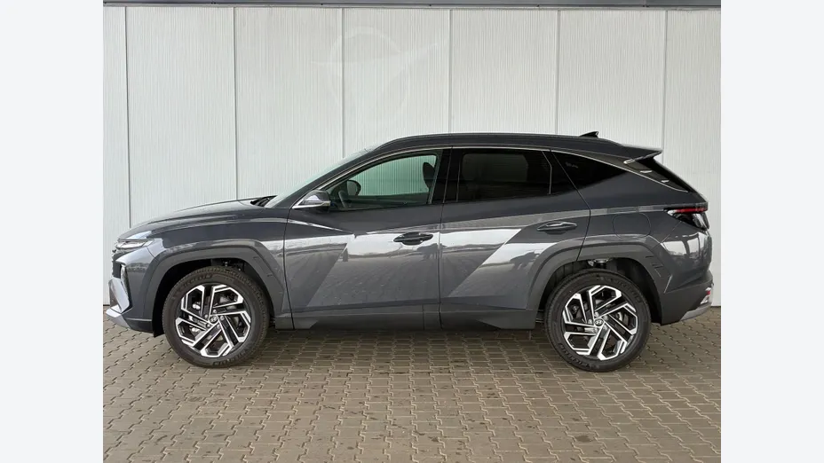 HYUNDAI Tucson -