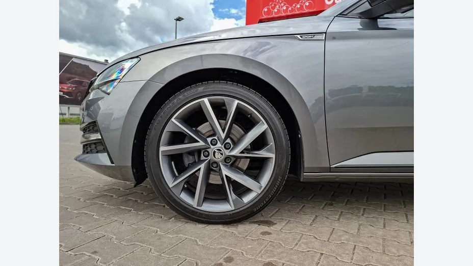 SKODA Superb Superb 2.0 TDI SCR 4x4 Sportline DSG