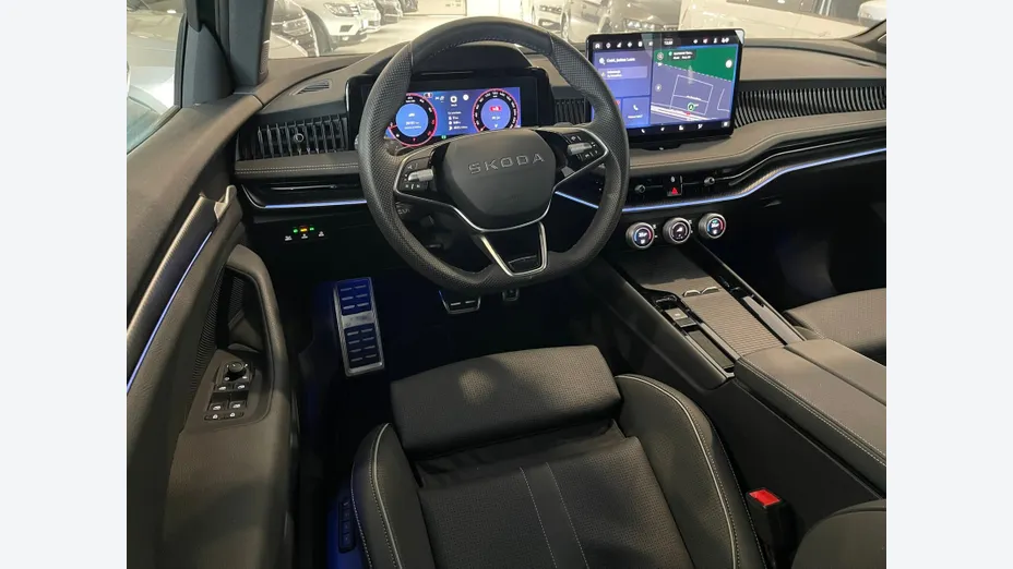 SKODA Superb Superb 2.0 TSI Sportline DSG