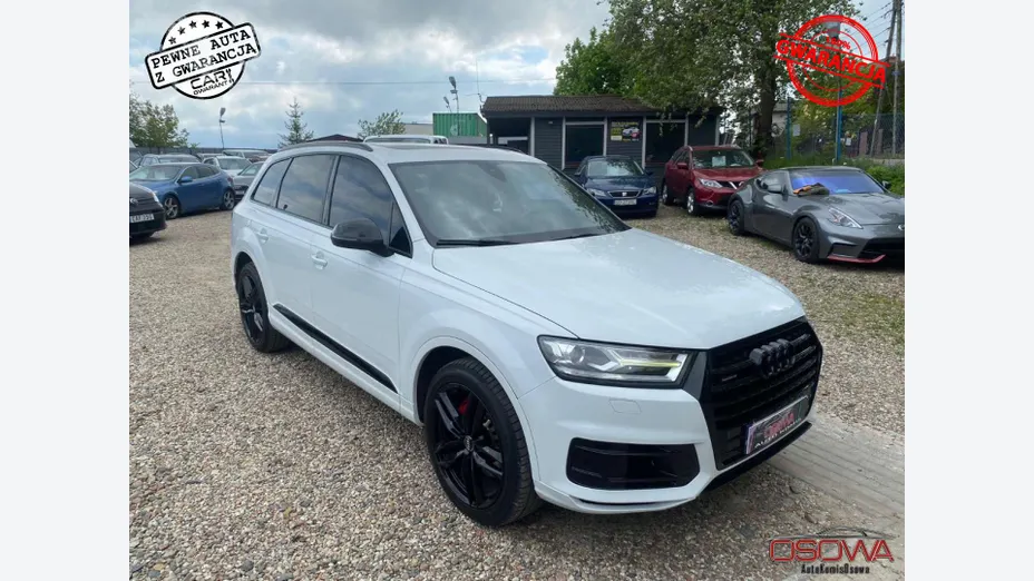 AUDI Q7 -