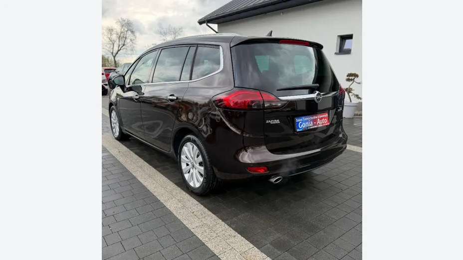 OPEL Zafira -