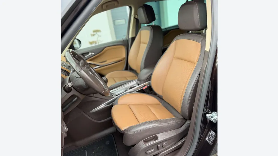 OPEL Zafira -