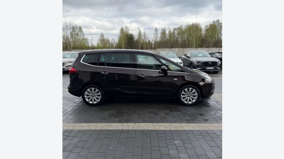 OPEL Zafira -