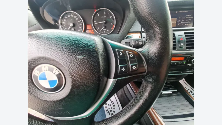 BMW X5 -