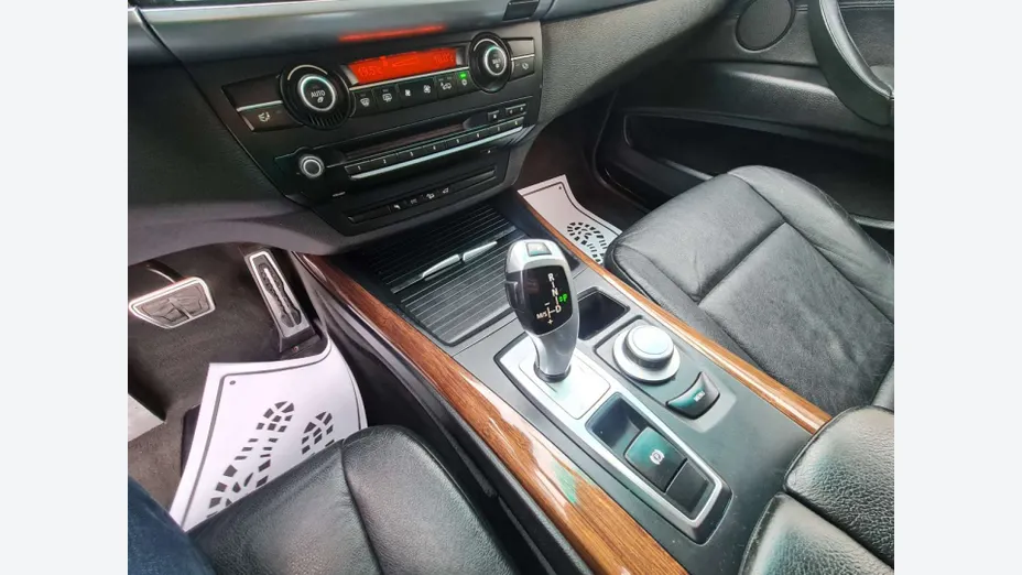 BMW X5 -