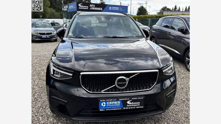 VOLVO XC40 -