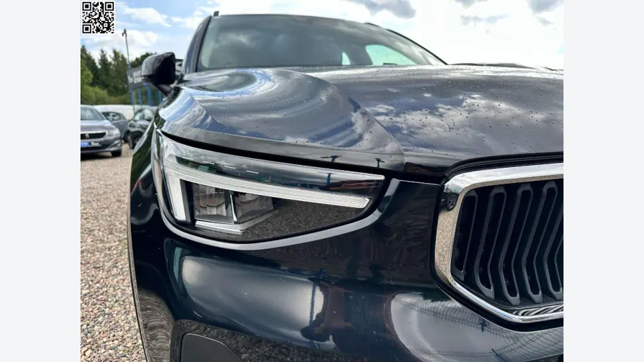 VOLVO XC40 -