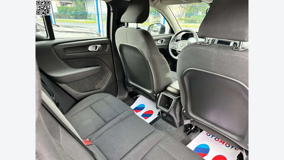 VOLVO XC40 -