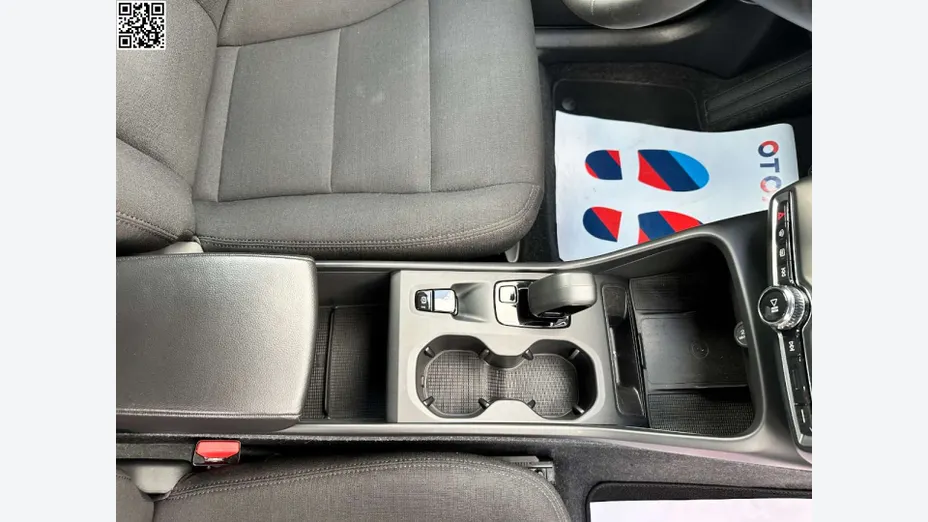 VOLVO XC40 -