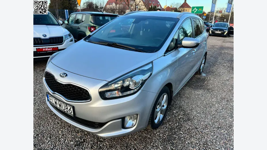 KIA Carens -