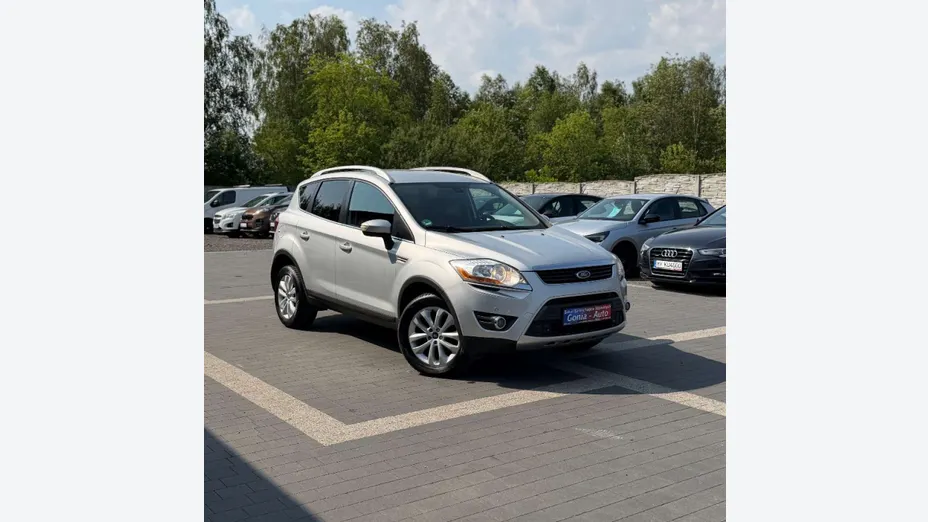 FORD Kuga -