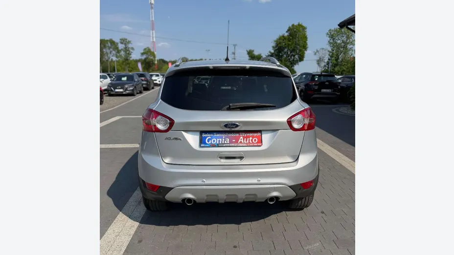 FORD Kuga -
