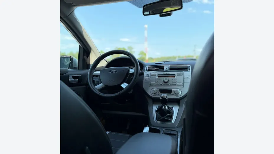 FORD Kuga -