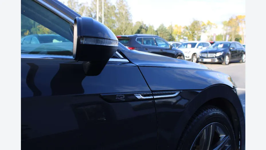 VOLKSWAGEN Arteon -
