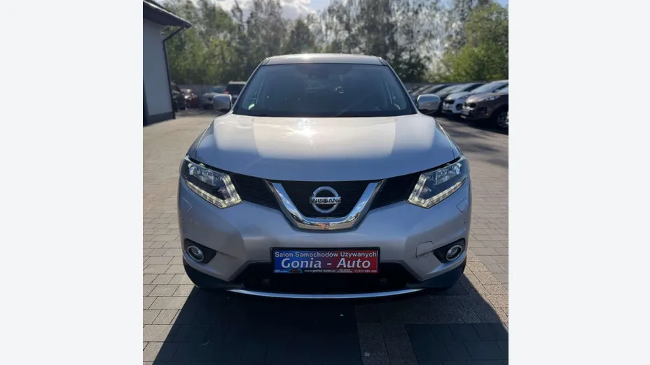 NISSAN X-Trail -