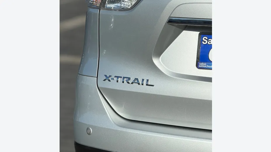 NISSAN X-Trail -