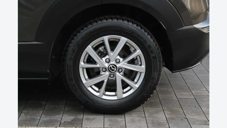 MAZDA CX-30 -