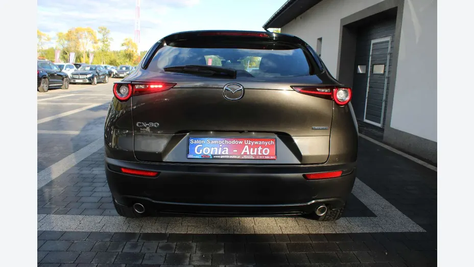 MAZDA CX-30 -