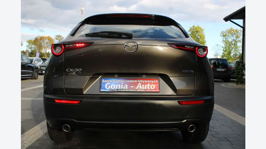 MAZDA CX-30 -