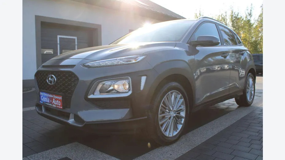 HYUNDAI Kona -