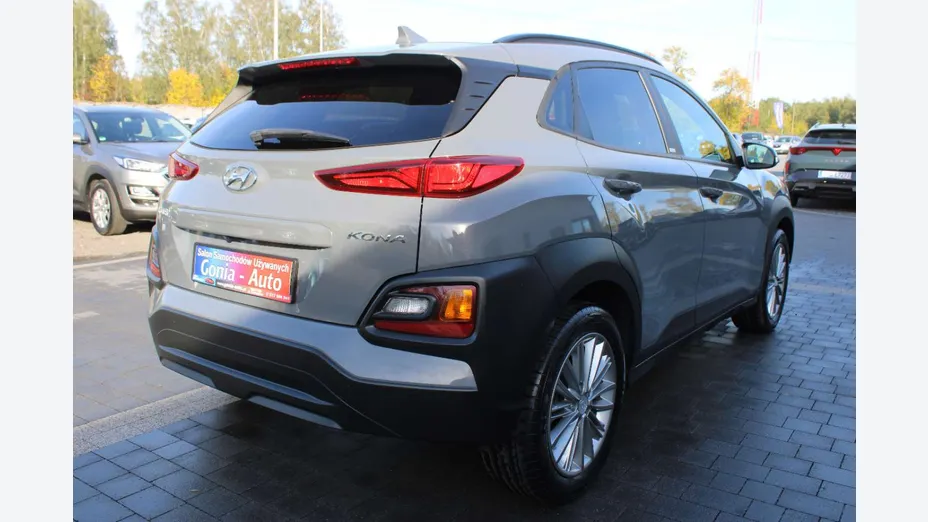 HYUNDAI Kona -