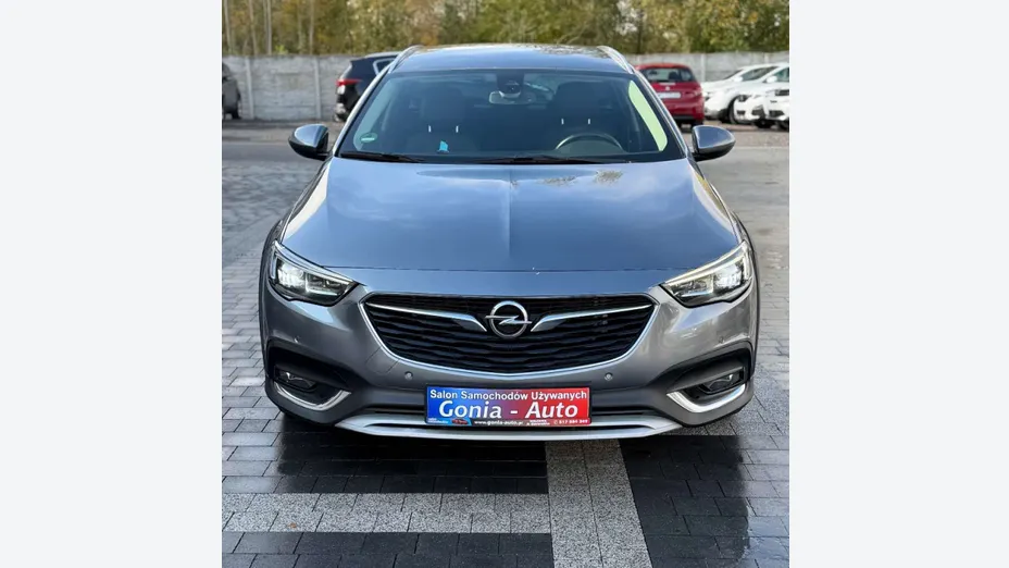 OPEL Insignia -
